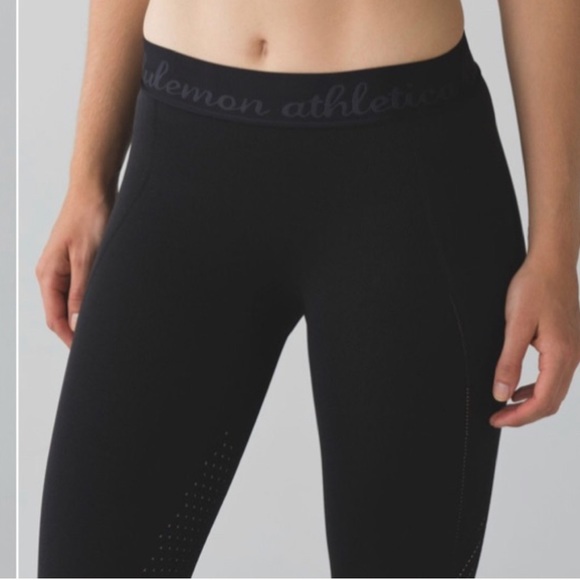 EUC Black Lululemon size 2 Rare Time Wrap Tights - Picture 2 of 8